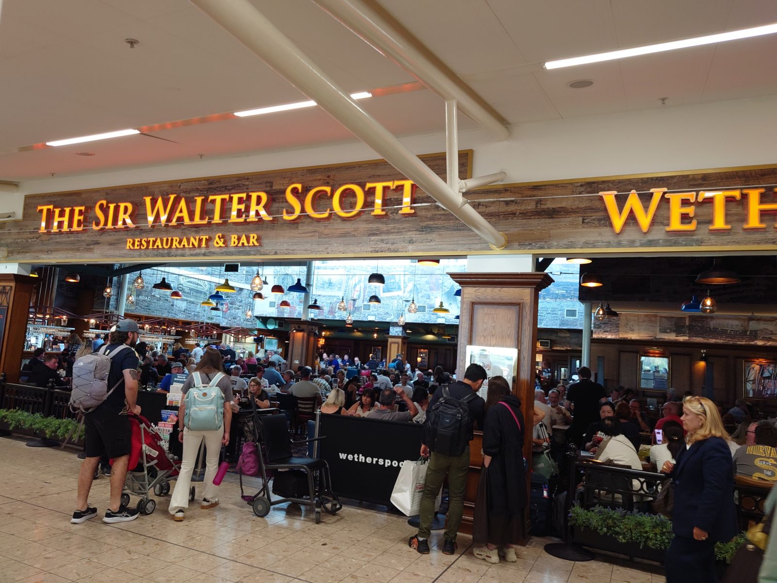 The Sir Walter Scott, Edinburgh Airport