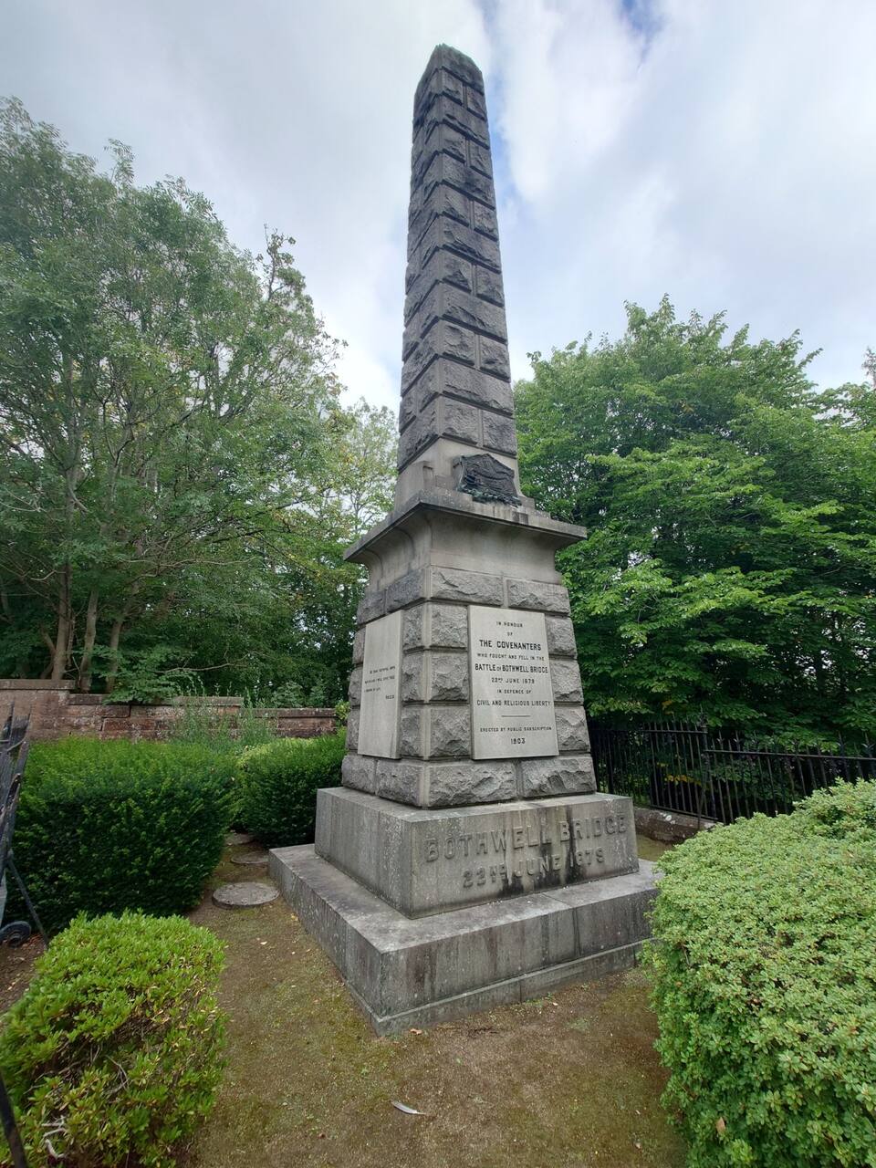Battle of Bothwell memorial